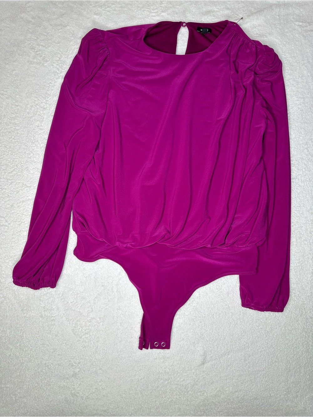 EXPRESS Women’s Large Magenta Puff Sleeve Bodysuit Long Sleeve Ruched Shoulder
